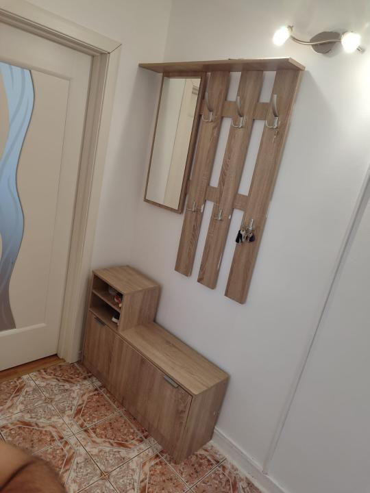 3 camere, Milcov