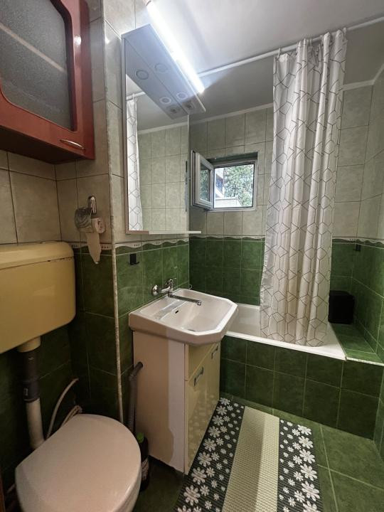 Apartament 2 camere decomandate, 9 Mai