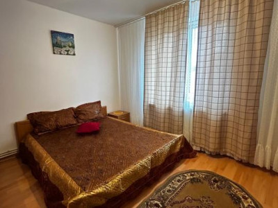 Apartament 2 camere decomandate, 9 Mai