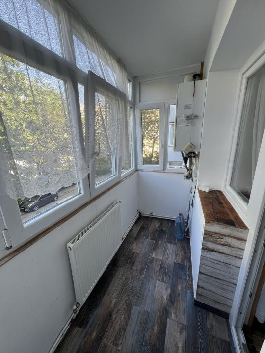 Apartament renovat, 2 camere, Universitate