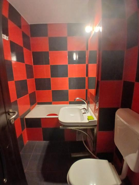 Garsoniera moderna, Mioritei