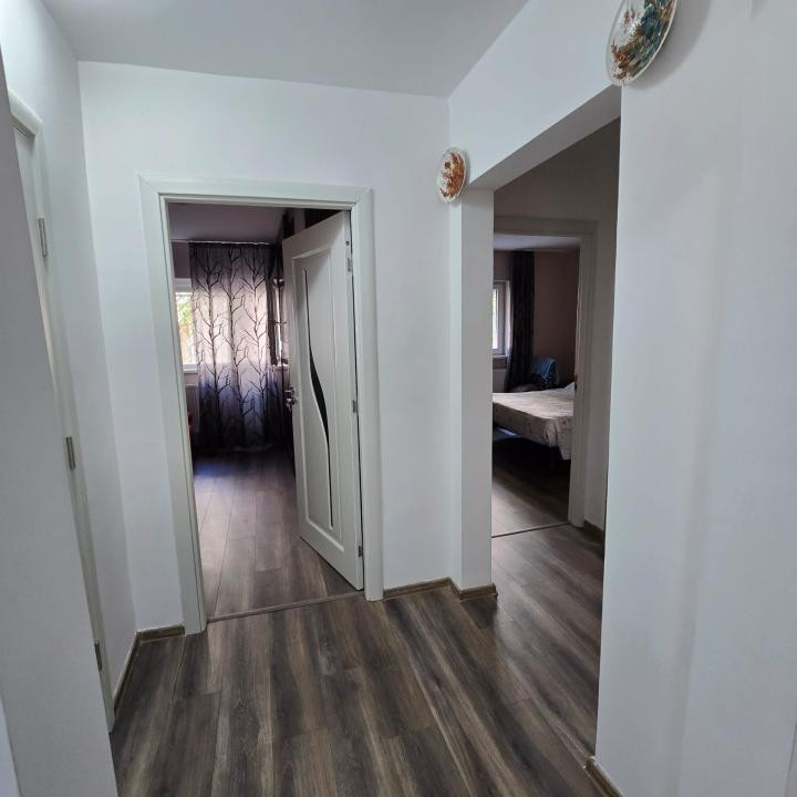 Spre închiriere | Apartament | 3 camere 