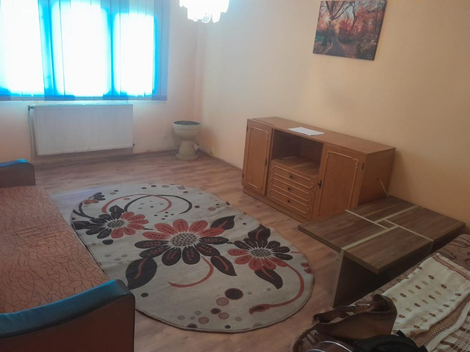 Garsoniera, Piata Sud, 200 Euro