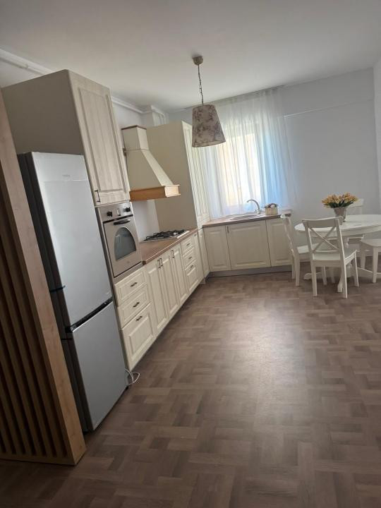 🏡 Apartament modern cu 2 camere decomandate de închiriat! 