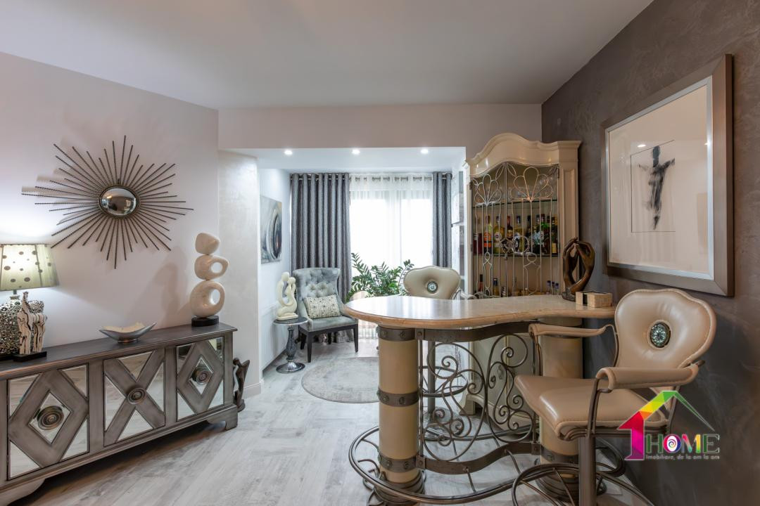 ✨APARTAMENT DEOSEBIT | 2 CAMERE | 102 MP | MOBILAT ȘI UTILAT 