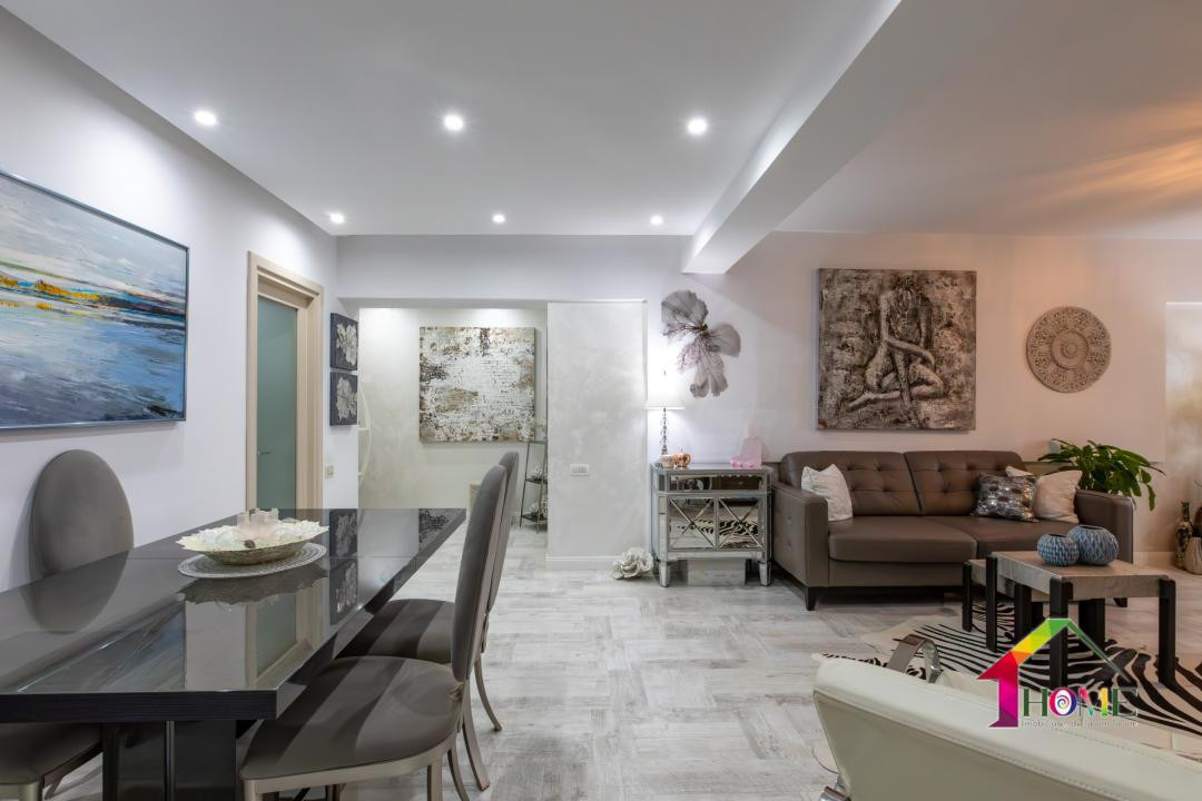 ✨APARTAMENT DEOSEBIT | 2 CAMERE | 102 MP | MOBILAT ȘI UTILAT 