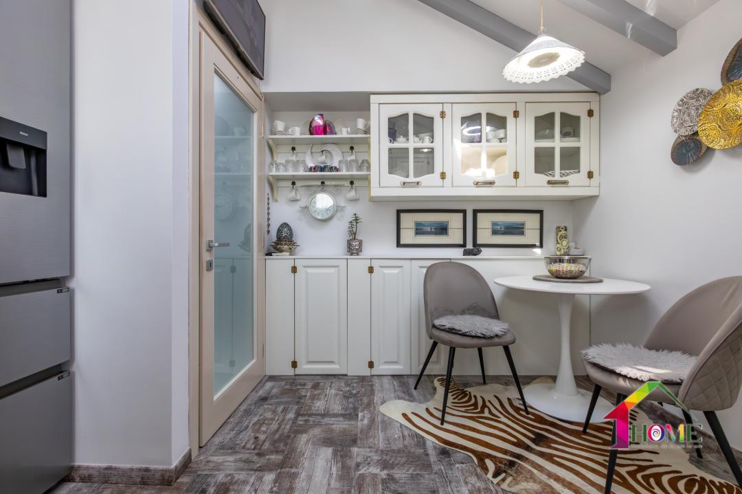 ✨APARTAMENT DEOSEBIT | 2 CAMERE | 102 MP | MOBILAT ȘI UTILAT 