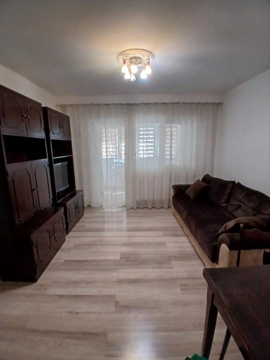 Apartament 3 camere, Bistrita Lac