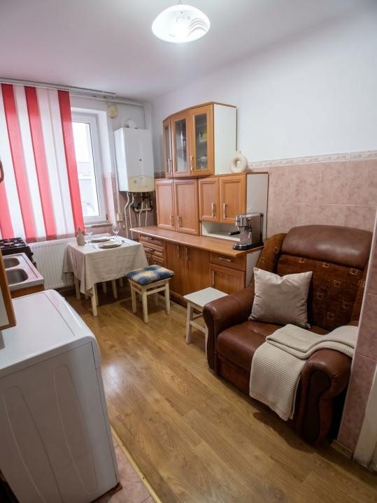 Garsoniera confort 1, Ultracentrala