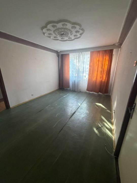 Apartament 3 camere, Narcisa