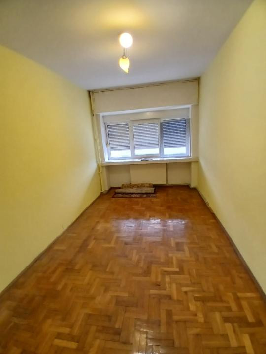 Ultracentral, 3 camere