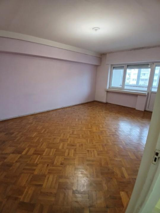 Ultracentral, 3 camere