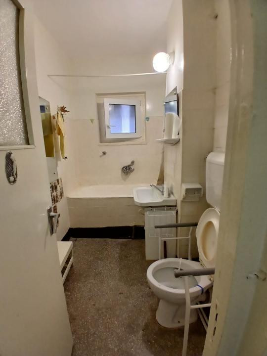 Ultracentral, 3 camere
