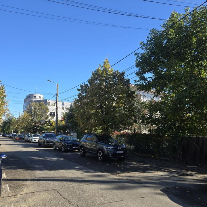 Casa in Centrul Bacaului