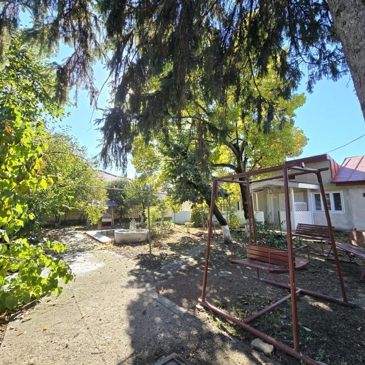 Casa in Centrul Bacaului
