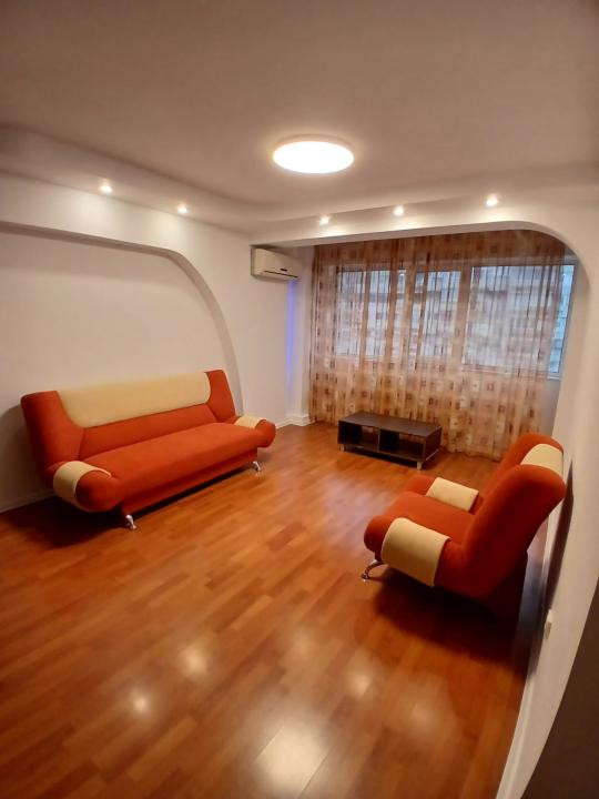 Ultracentral, 3 camere, MODERN