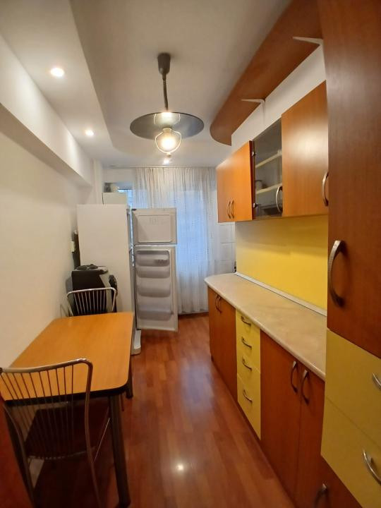 Ultracentral, 3 camere, MODERN