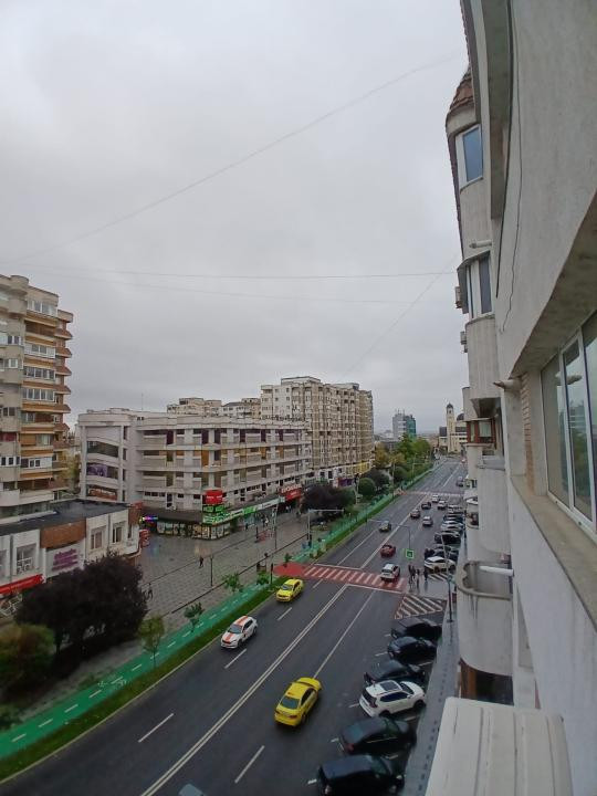 Ultracentral, 3 camere, MODERN