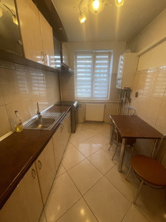 Apartament 2 camere mobilate 