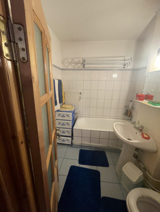 Apartament decomandat Comanesti Proprietar