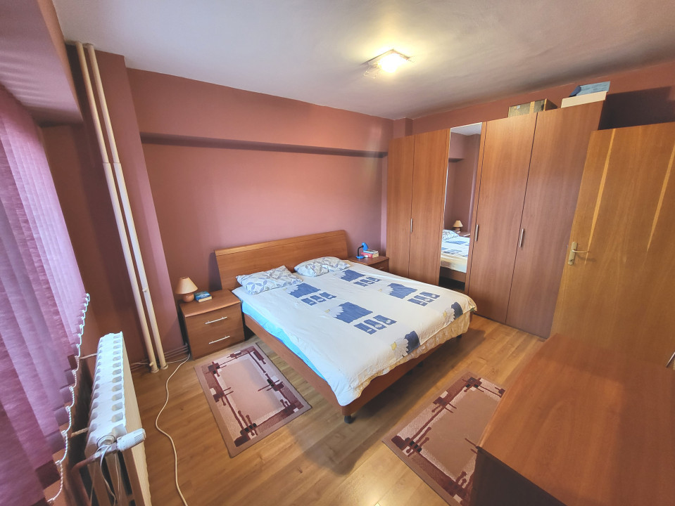 Apartament 3 camere Ultracentral Bloc Nou