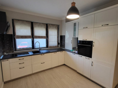 Apartament lux, 4 camere, Bacau