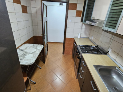 2 camere Banca Națională