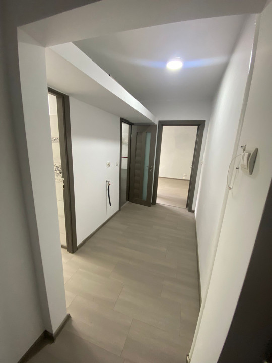 Apartament de vanzare, 2 camere, renovat total