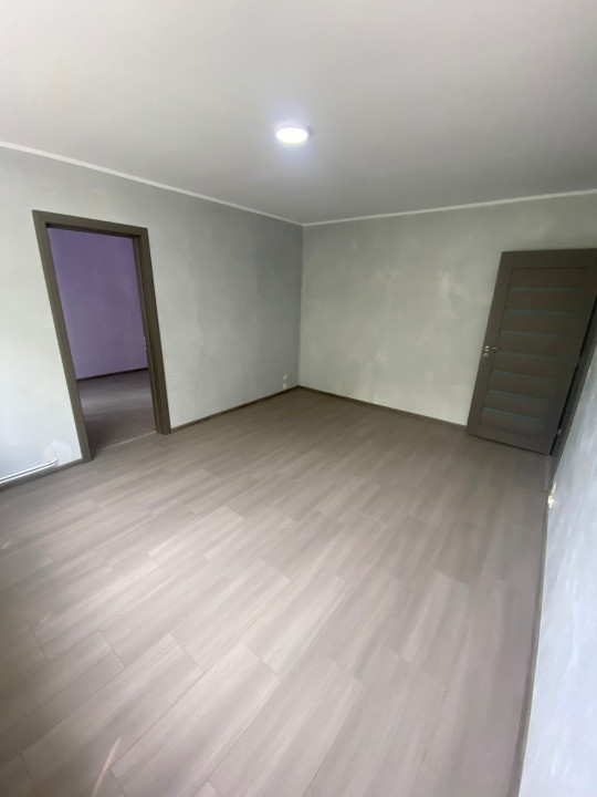 Apartament de vanzare, 2 camere, renovat total