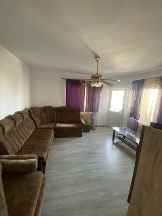 Apartament Ultracentral, 3 camere, de inchiriat, Bacau