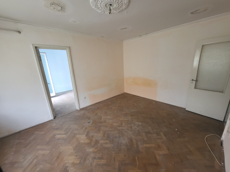 Apartament cu 2 camere zona Spitalului