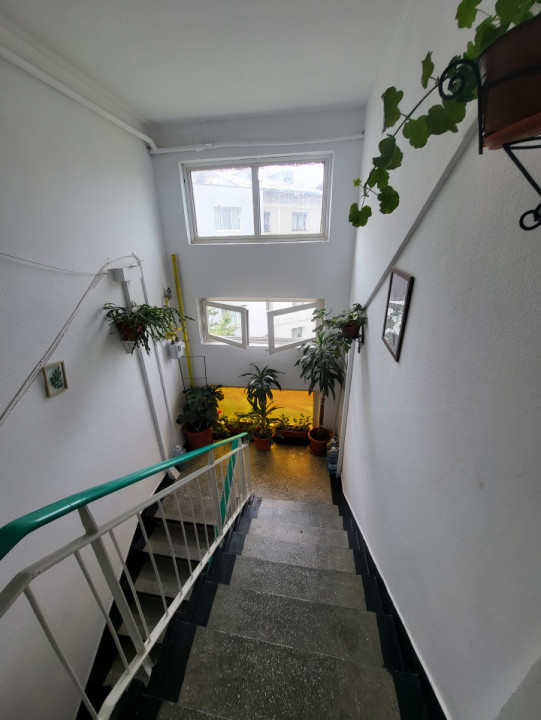 Apartament cu 2 camere zona Spitalului