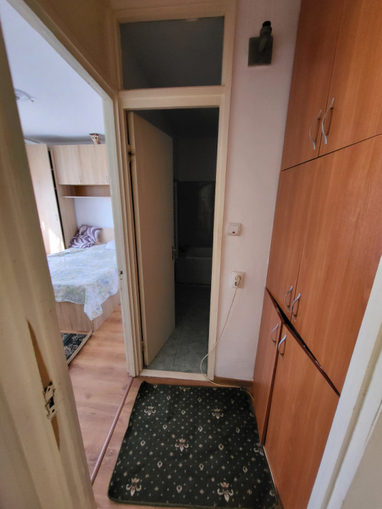 Apartament cu 2 camere zona Universitate