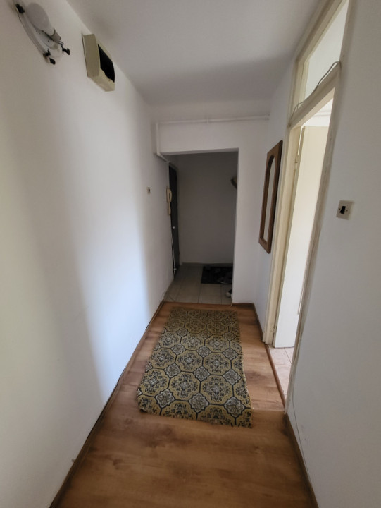 Apartament cu 2 camere zona Universitate