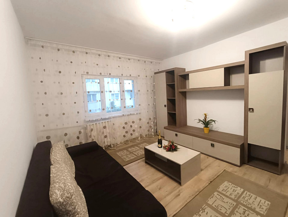 Apartament 2 camere, de inchiriat, Republicii