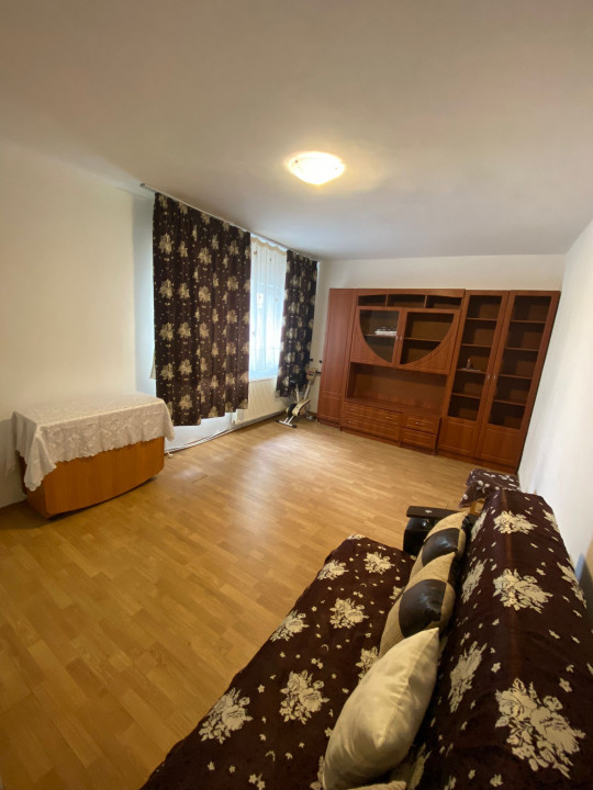 Apartament 2 camere, Piata Sud