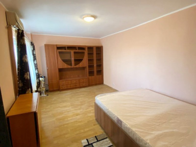 Apartament 2 camere, Universitate