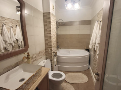 Apartament de lux, 3 camere, Bacau