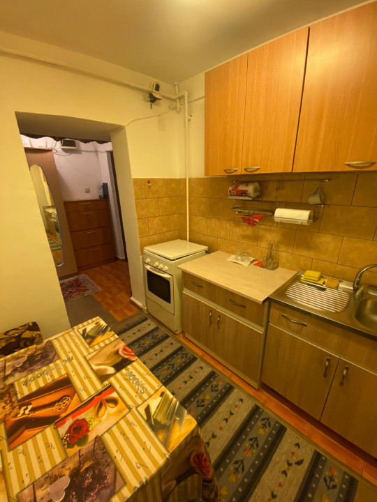 Apartament renovat, 2 camere, Milcov