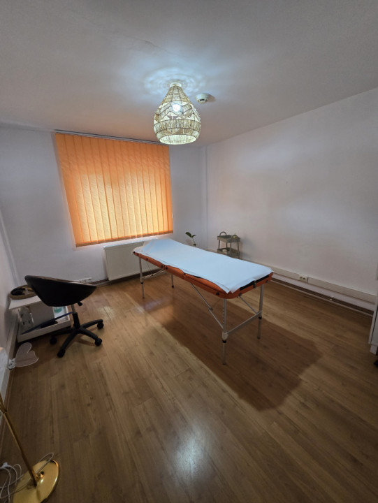 Spatiu birou/cabinet