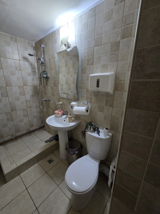 Spatiu birou/cabinet