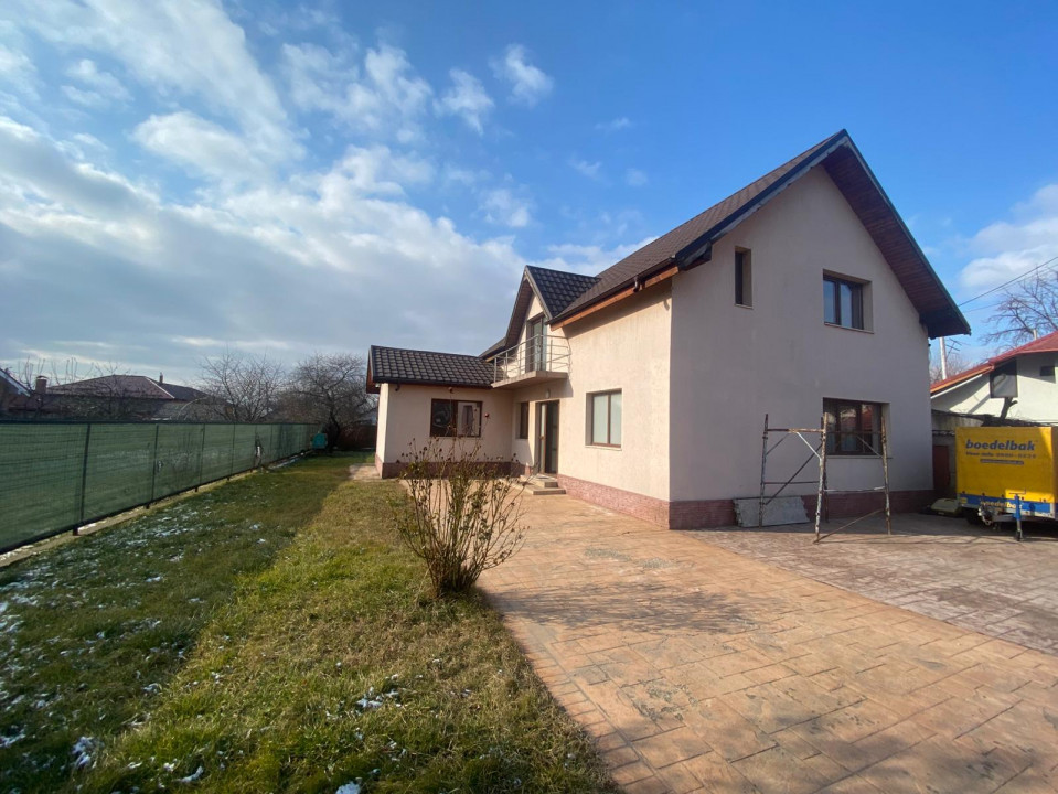 Casa 4 camere, de inchiriat, Bacau