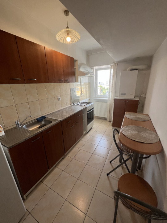 Apartament 2 camere, bloc nou, Central