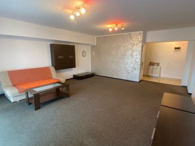 Apartament 2 camere, bloc nou, Central
