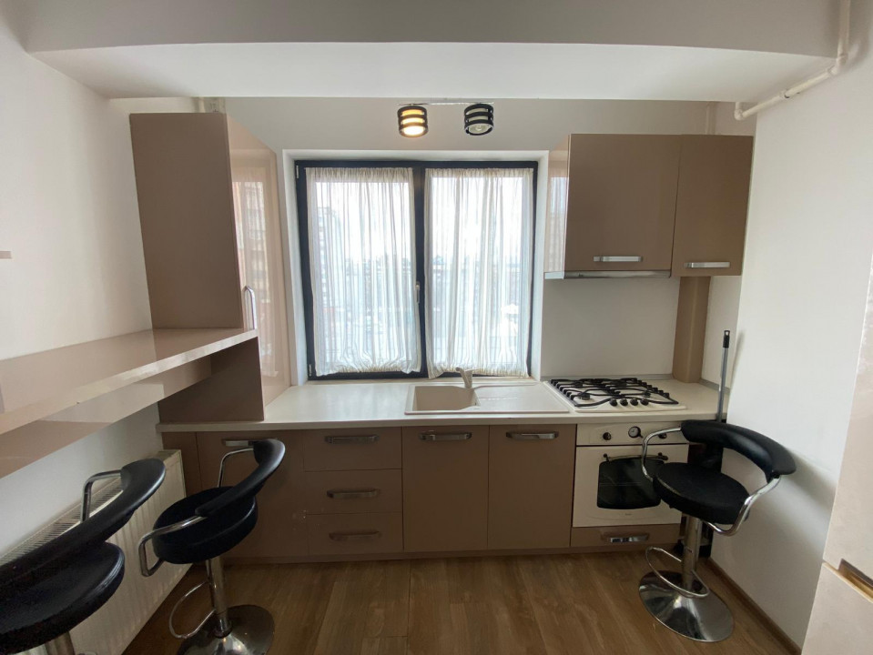 Apartament, bloc nou, zona Universitate