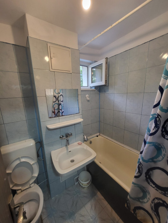 Apartament de vanzare zona Mioritei