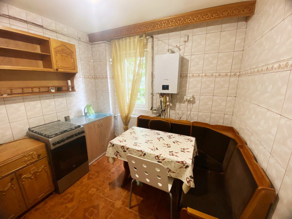 Apartament 2 camere, Universitate