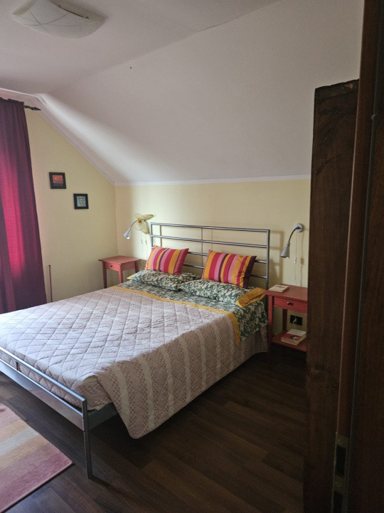Vilă 5 camere, modernă, Serbănești