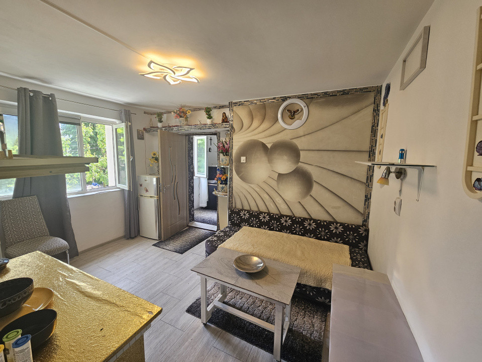 Apartament de închiriat-2 luni