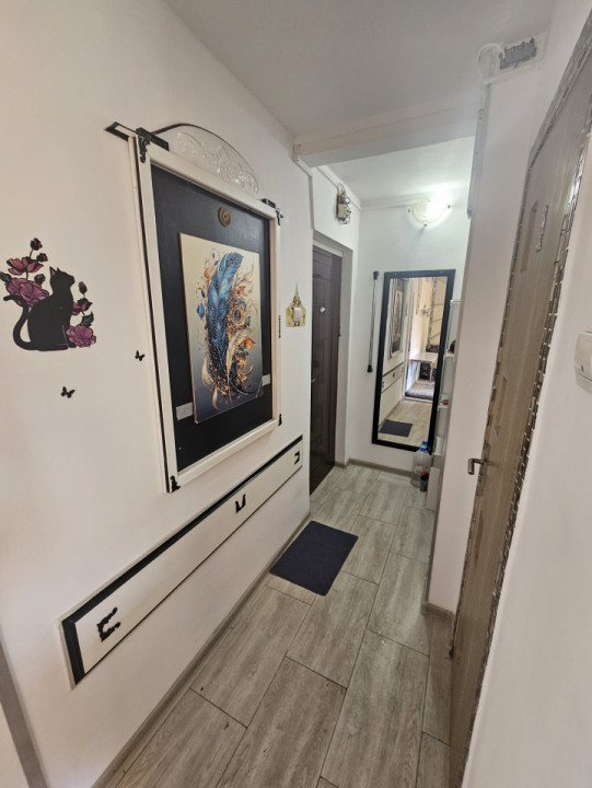 Apartament de închiriat-2 luni